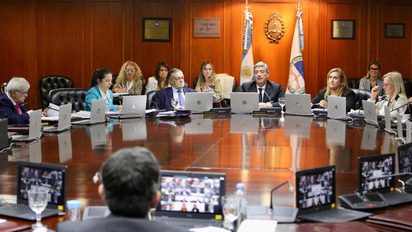 Sorpresiva presencia de Rosatti en el Consejo de la Magistratura donde se debate el reglamento de concursos: 