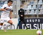 Luis Pulga Rodríguez, de Gimnasia y Esgrima de La Plata, no jugaría ante Colón por una sobrecarga muscular. Luis Pulga Rodríguez, de Gimnasia y Esgrima de La Plata, no jugaría ante Colón por una sobrecarga muscular.