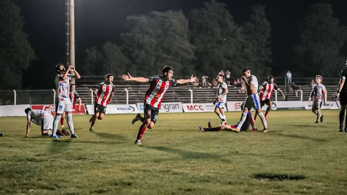 Colón de San Justo ganó un duelo vital ante Central San Javier. Foto: Colón and Roll.