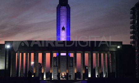 A las 8.30 comienzan los actos oficiales por el Día de la Bandera. A las 8.30 comienzan los actos oficiales por el Día de la Bandera.
