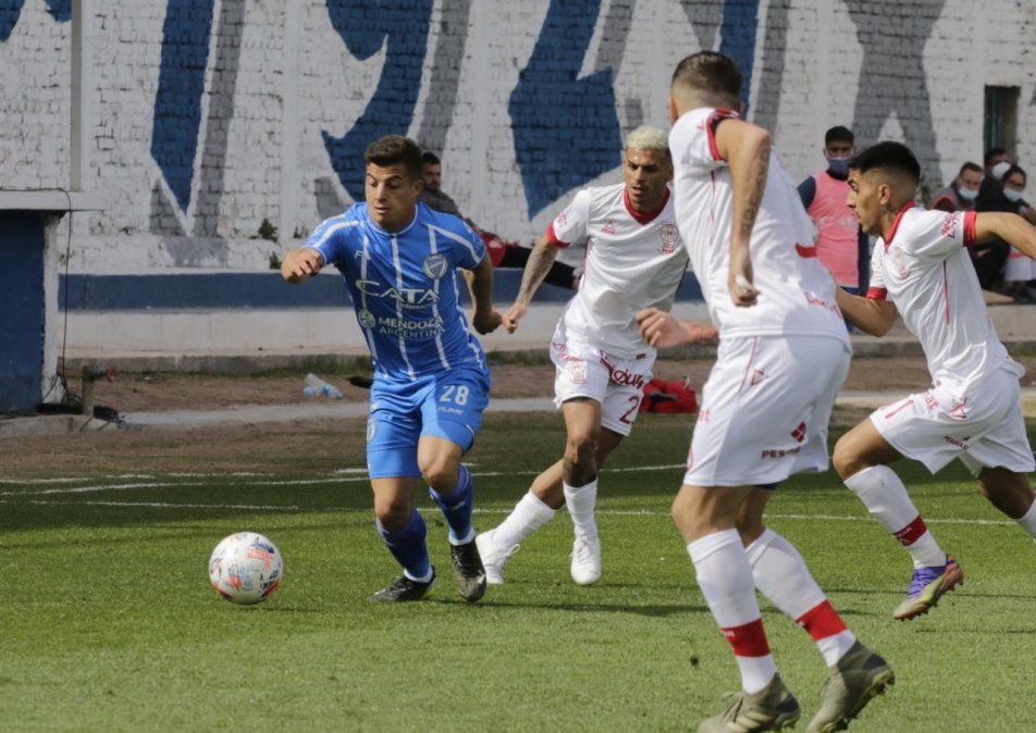 El Tomba y el Globo no se sacaron diferencias en Mendoza.