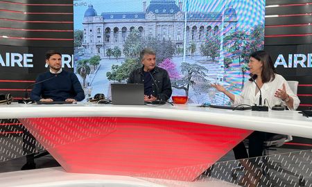 En AIRE, Clara García, criticó las políticas de Omar Perotti y dijo que fueron en favor de los amigos. En AIRE, Clara García, criticó las políticas de Omar Perotti y dijo que fueron en favor de los amigos.