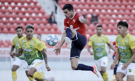 Alan Soñora, de Independiente, tiene coronavirus y también se perderá el clásico de Avellaneda ante Racing por la Copa de la Liga. Alan Soñora, de Independiente, tiene coronavirus y también se perderá el clásico de Avellaneda ante Racing por la Copa de la Liga.