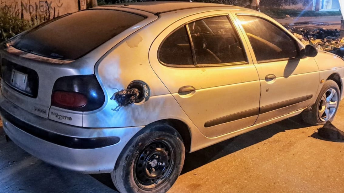 El auto fue encontrado en la zona oeste de Rosario.