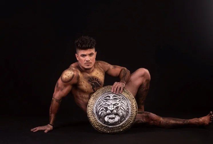 Las fotos del carpintero de Bienvenidos a Bordo que eclipsaron a sus fans. Gentileza: DiarioShow.