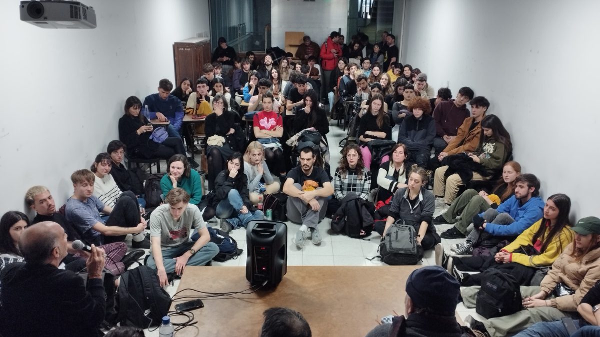 La actividad cinematográfica atraviesa una difícil situación a nivel nacional. La actividad cinematográfica atraviesa una difícil situación a nivel nacional.