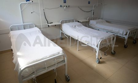 La ocupación de la sala crítica en el hospital viejo Iturraspe de la ciudad de Santa Fe es del 70%. La ocupación de la sala crítica en el hospital viejo Iturraspe de la ciudad de Santa Fe es del 70%.