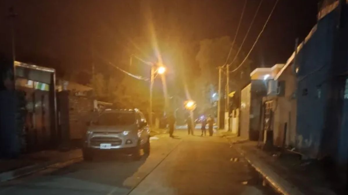 El ataque fue cometido por la noche, en la vivienda de barrio El Charquito, ubicada en Echagüe y San Luis, en Roldán.