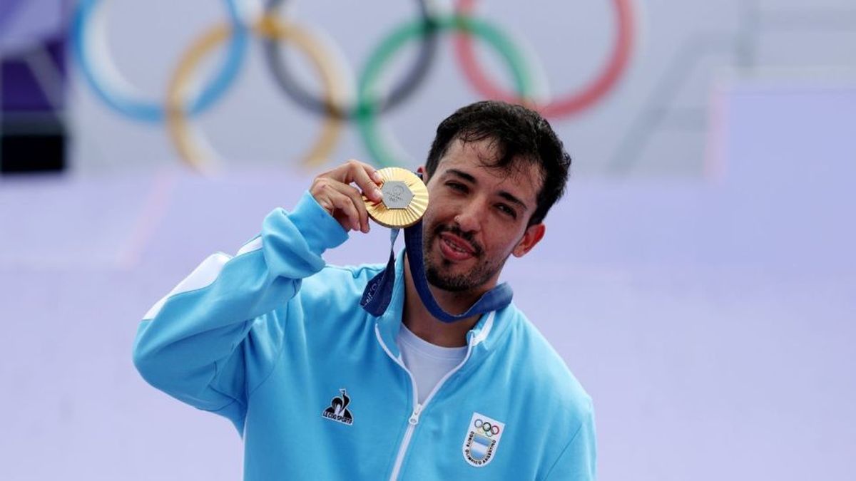 El oro olímpico del Maligno Torres en París 2024. El oro olímpico del Maligno Torres en París 2024.