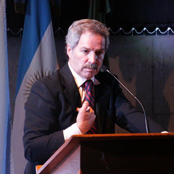 Felipe Solá distinguió a Alberto Fernández en su discurso.