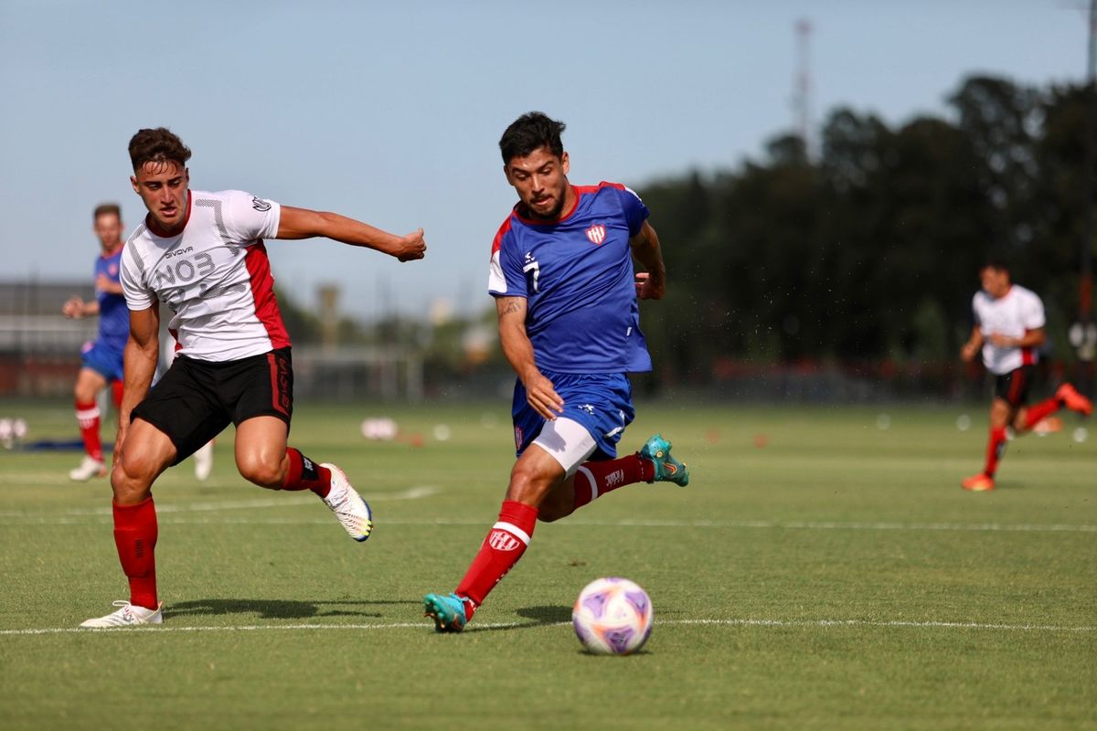 Unión disputó dos amistosos ante Newells en Rosario. El Tatengue ganó uno y empató el otro