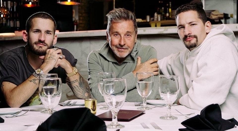 Acusan a Ricardo Montaner de acomodar a Mau y Ricky en La Voz Argentina. 