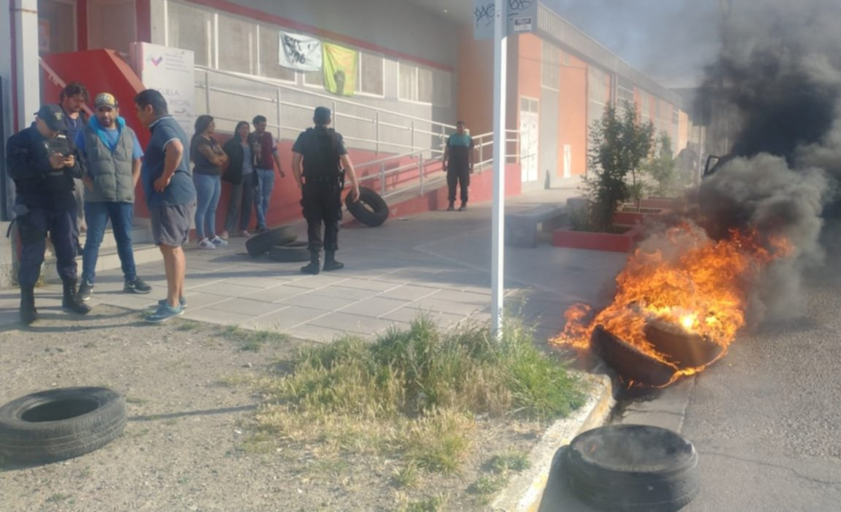 Un profesor de música habría abusado de 14 niños en Chubut.