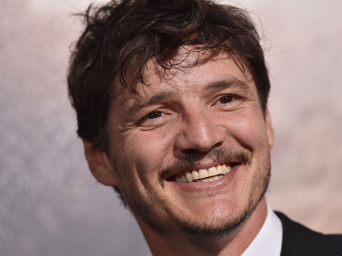 Pedro Pascal dejó de sacarse selfies con sus fans.