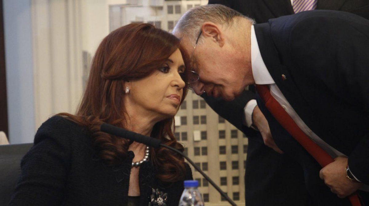 La Corte convalidó el avance de la causa por supuesta traición a la patria contra Timerman y CFK