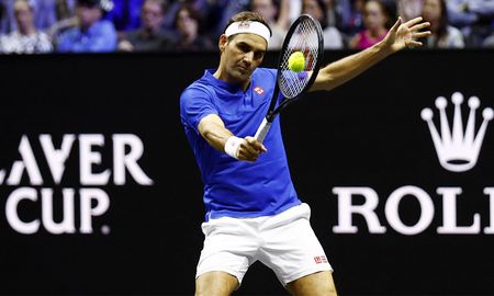 A los 41 años, Federer se despidió de su carrera profesional como tenista. A los 41 años, Federer se despidió de su carrera profesional como tenista.