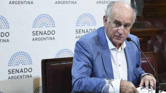 Parrilli defendió el proyecto que establece la televisación de acceso libre y gratuito de los principales partidos de fútbol de cada fecha.&nbsp;
