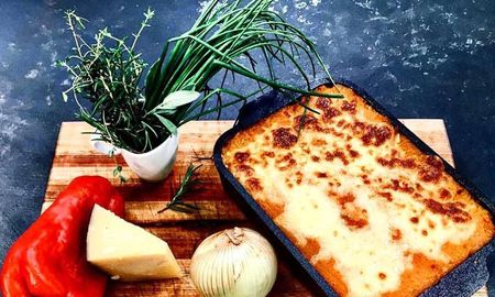 Pastel de pollo y calabaza para un almuerzo saludable. Pastel de pollo y calabaza para un almuerzo saludable.