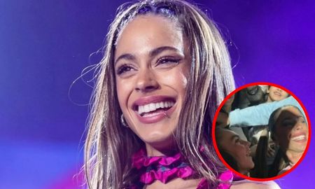 Tini Stoessel tuvo un conmovedor gesto con una fan: frenó su show y se bajó a abrazarla Tini Stoessel tuvo un conmovedor gesto con una fan: frenó su show y se bajó a abrazarla