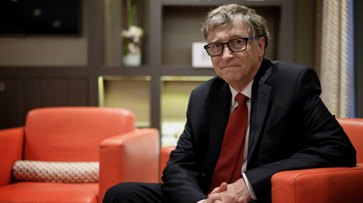 Gates&nbsp;a sus 66 a&ntilde;os contin&uacute;a siendo activo en redes sociales y una figura p&uacute;blica con prestigio.