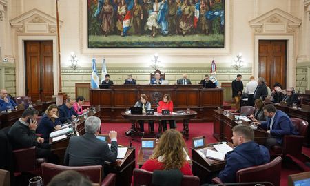 La Cámara de Diputados aprobó el proyecto de ley para la creación del Registro Único de de Comerciantes de Metales No Ferrosos. La Cámara de Diputados aprobó el proyecto de ley para la creación del Registro Único de de Comerciantes de Metales No Ferrosos.