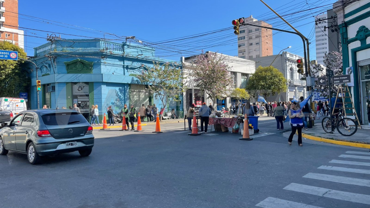 La concentración provincial se realiza frente a la sede del Ministerio de Trabajo ubicado en Rivadavia al 3000.