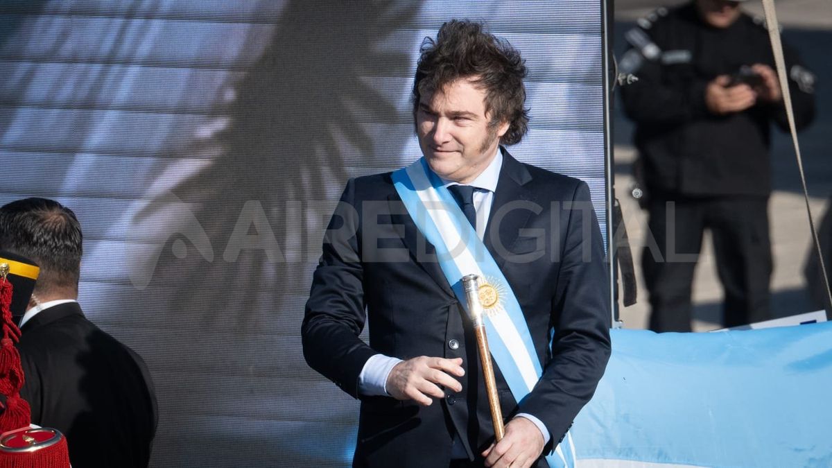 Javier Milei convocó a la firma del Pacto de Mayo el 9 de julio en Tucumán: Tenemos que dar vuelta la página de nuestra historia