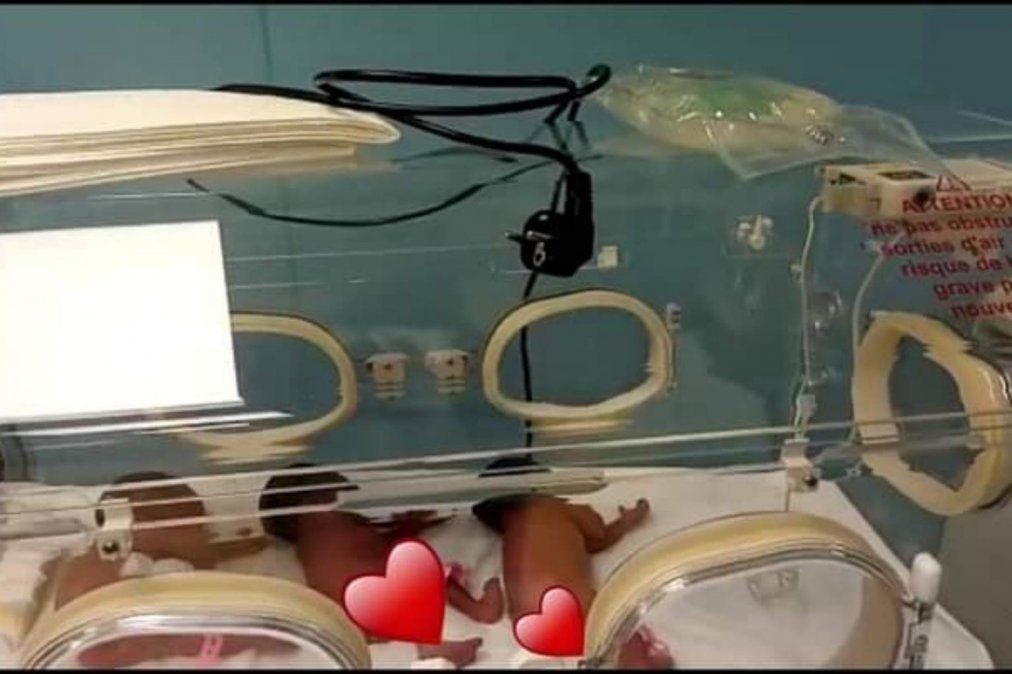 Los recién nacidos (cinco niñas y cuatro niños) y la madre están bien. 