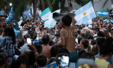 Habrá operativos de tránsito en la zona de Bulevar y Rivadavia durante el partido de Argentina por las semifinales de Qatar 2022. Habrá operativos de tránsito en la zona de Bulevar y Rivadavia durante el partido de Argentina por las semifinales de Qatar 2022.