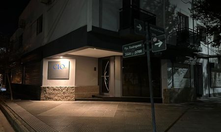 una bala perdida atraveso el techo de una clinica odontologica en barrio mariano comas una bala perdida atraveso el techo de una clinica odontologica en barrio mariano comas