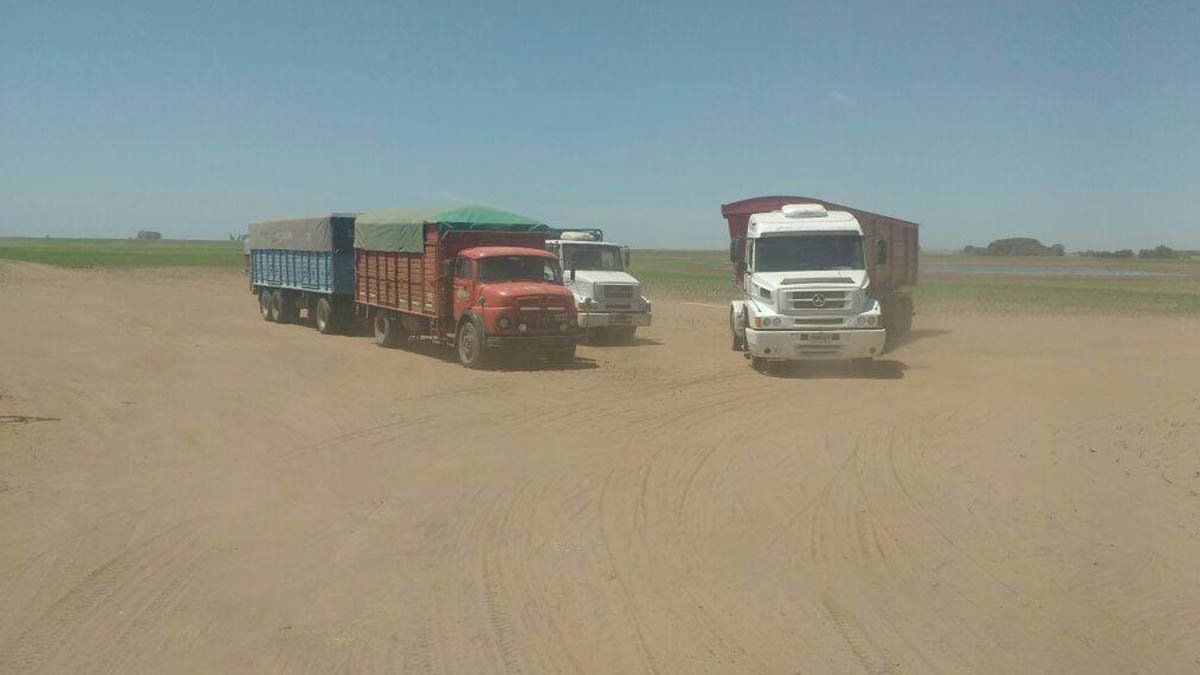 La medida se realizará en todo el país con manifestaciones en diferentes cruces de rutas, plantas de acopio y puertos graneleros.