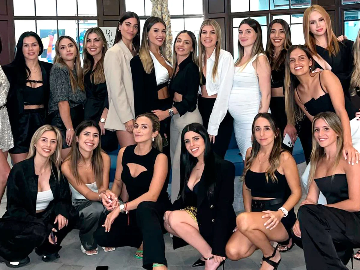 La cena de las parejas de los jugadores de la Selección Argentina en la previa de Croacia