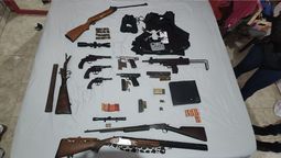 altText(Secuestran un arsenal en Frontera y detienen a tres personas)}