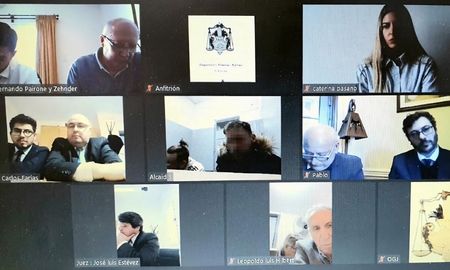 La audiencia de prisión preventiva se desarrolló por videoconferencia y se prolongó hasta después de las 3 de la mañana La audiencia de prisión preventiva se desarrolló por videoconferencia y se prolongó hasta después de las 3 de la mañana