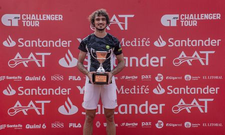 Andrea Collarini, campeón del AAT Challenger Santander edición Santa Fe. Andrea Collarini, campeón del AAT Challenger Santander edición Santa Fe.
