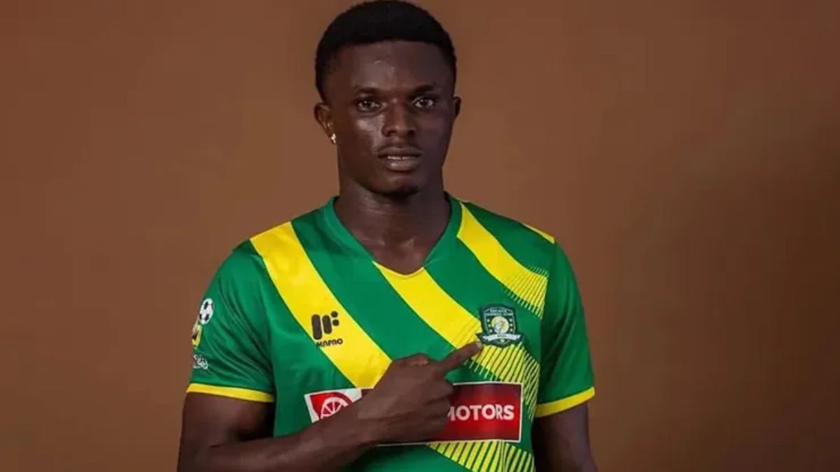 Asesinaron al futbolista Dominic Frimpong en intento de robo al micro del plantel.