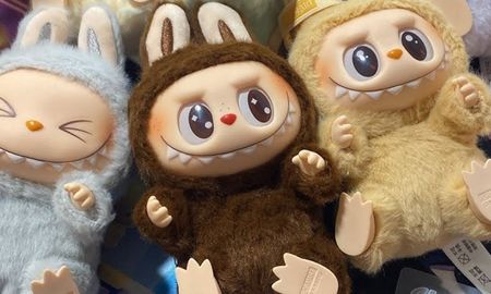 Labubu: la historia detrás del peluche viral. Labubu: la historia detrás del peluche viral.
