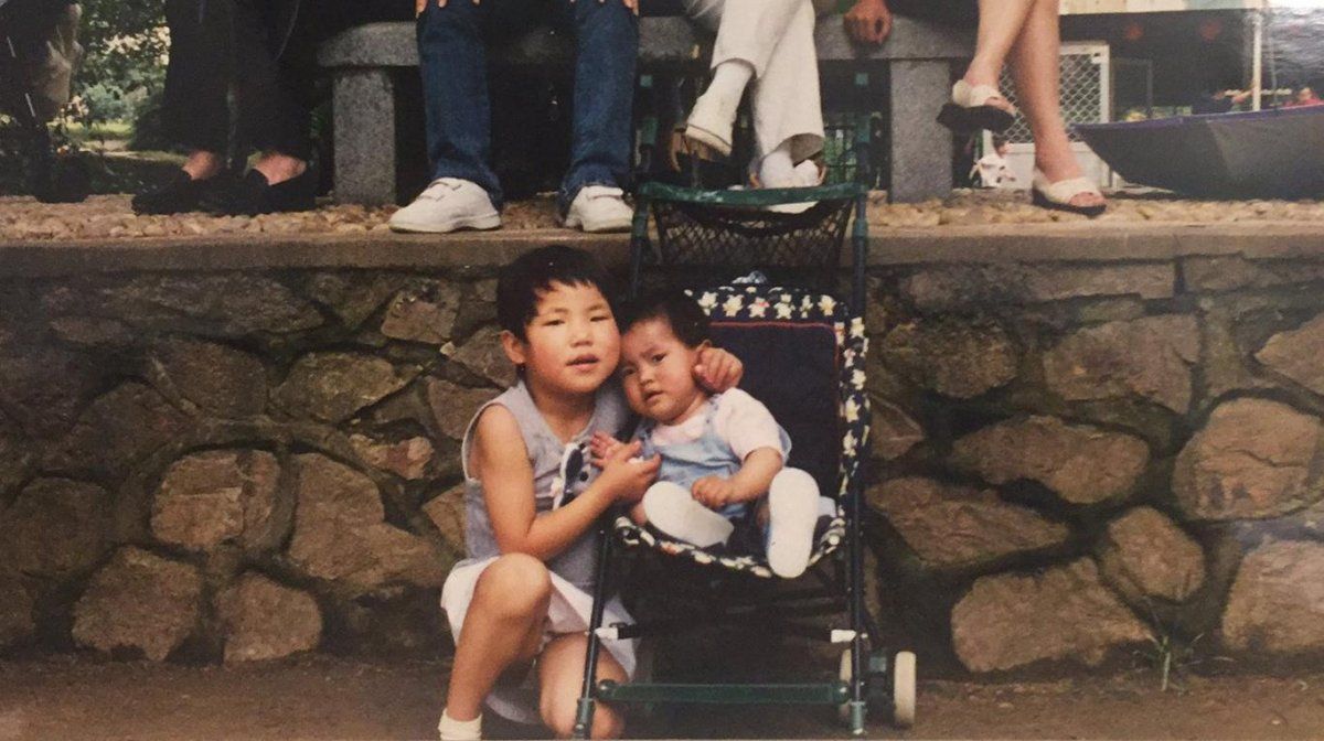 Lanzó una campaña para encontrar a su “hermana” del orfanato