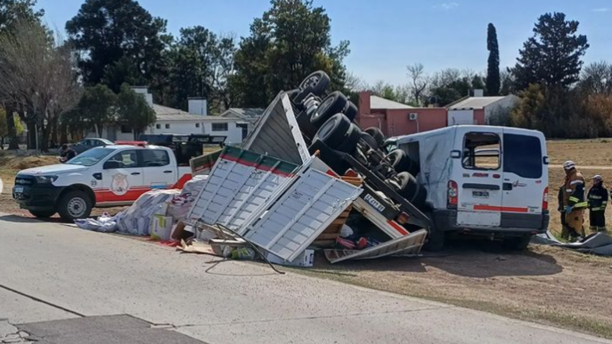 Accidente fatal en el acceso norte a Morteros: dos personas fallecidas