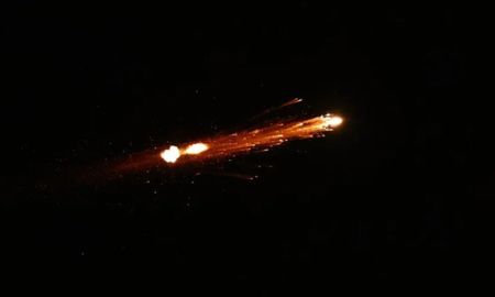 Dos muertos en Tel Aviv tras el impacto de un misil iraní. Dos muertos en Tel Aviv tras el impacto de un misil iraní.