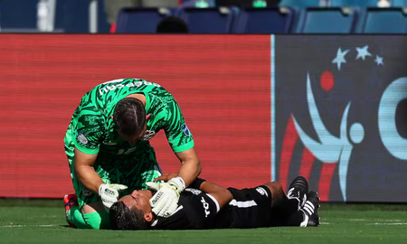 Humberto Panjoj, juez de línea, se desmayó en pleno Perú vs. Canadá. Humberto Panjoj, juez de línea, se desmayó en pleno Perú vs. Canadá.