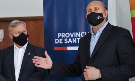 El gobernador Omar Perotti recorrió este viernes distintas localidades de los departamentos San Lorenzo, Iriondo y San Jerónimo El gobernador Omar Perotti recorrió este viernes distintas localidades de los departamentos San Lorenzo, Iriondo y San Jerónimo
