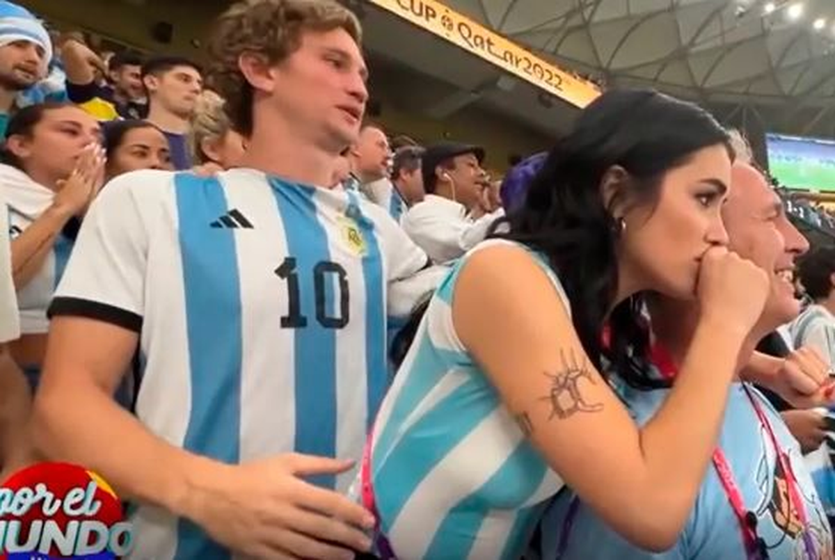 Fuerte repudio hacia un hincha que fue acusado de haberse apoyado y tomado de la cintura a Lali Espósito en la tribuna.