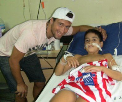 La mamá de Luciano, baleado hace 4 años, pide ayuda para el tratamiento del niño