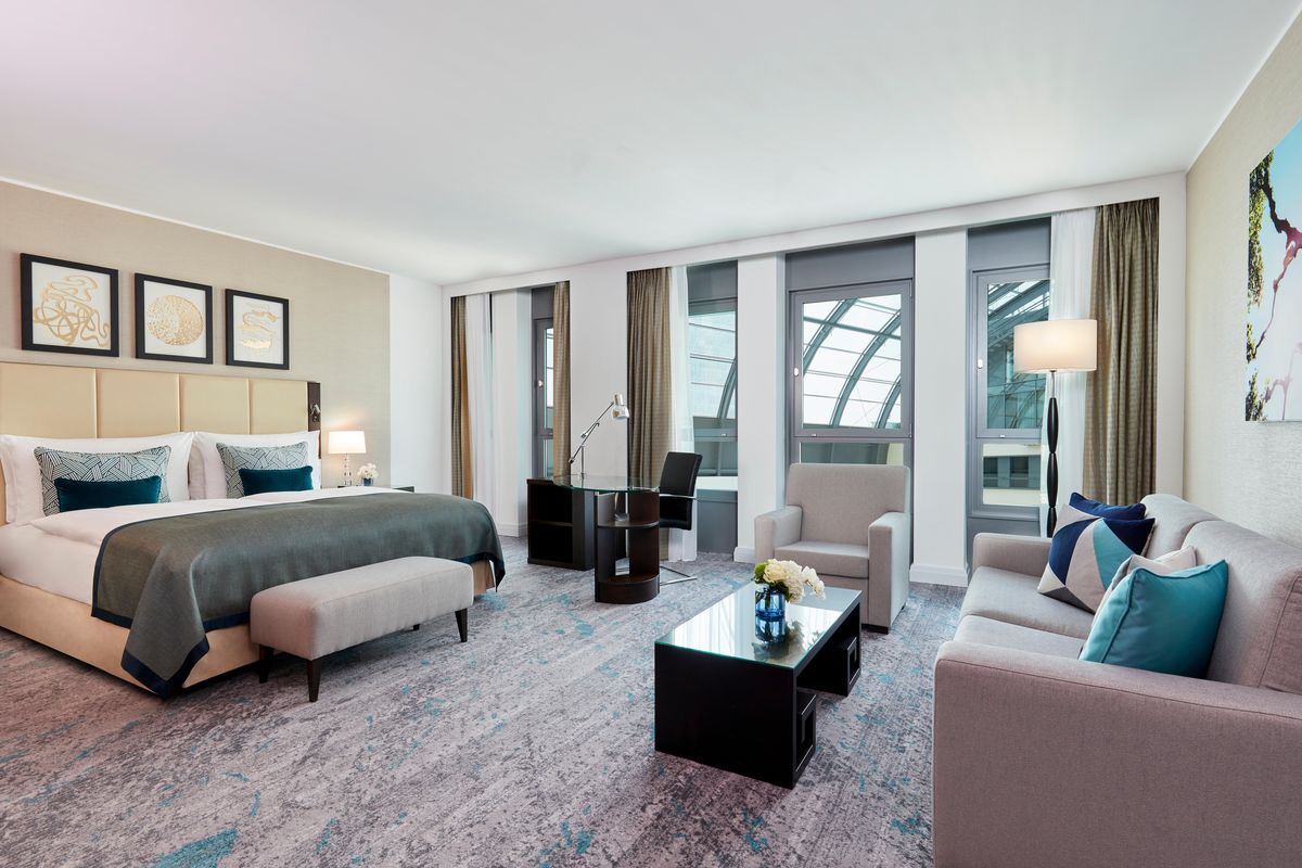 Así es el lujoso hotel en el que se hospedan Marta Fort y su hermano Felipe en Alemania