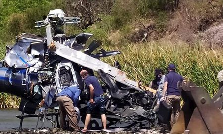 El viernes, un llamado telefónico al Sistema de Emergencias 911 realizado por una mujer, alertó sobre la caída del helicóptero. El viernes, un llamado telefónico al Sistema de Emergencias 911 realizado por una mujer, alertó sobre la caída del helicóptero.