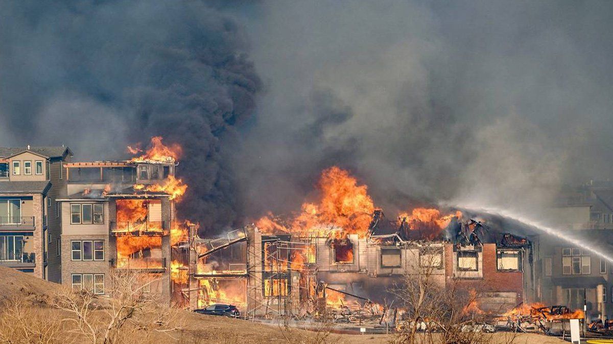 Biden declaró al estado de Colorado en desastre mayor por incendios forestales