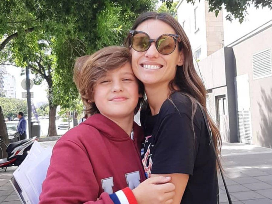 El hijo de Pampita recordó el insólito robo que sufrieron por parte de una niñera