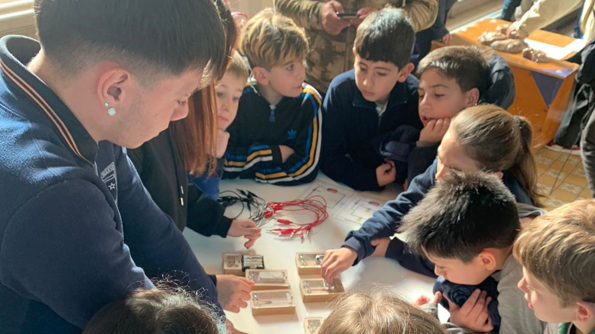 La muestra tuvo su edición en Funes, en Rosario, y hasta el domingo 20 de agosto se desarrolla en Puerto General San Martín. La muestra tuvo su edición en Funes, en Rosario, y hasta el domingo 20 de agosto se desarrolla en Puerto General San Martín.