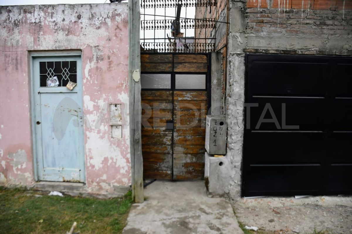 El hecho se registró el jueves, alrededor de las 16.30, sobre la calle Miller al 1200, ubicado en la zona norte de Rosario. El hecho se registró el jueves, alrededor de las 16.30, sobre la calle Miller al 1200, ubicado en la zona norte de Rosario.